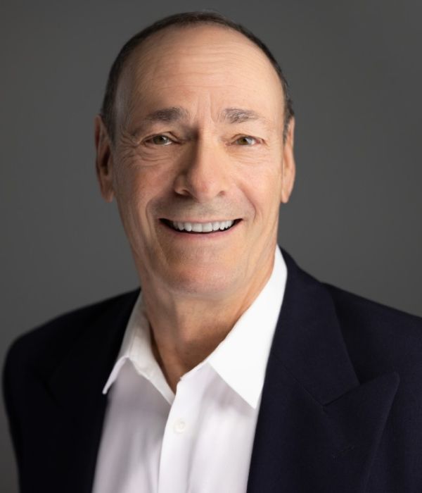 Meet Dr. Adelson Dr. Andrew Adelson
DDS